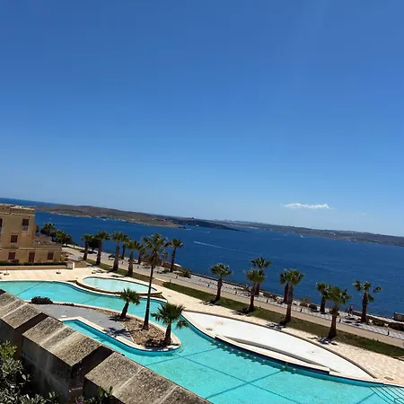 Chambray Island Views * Għajnsielem