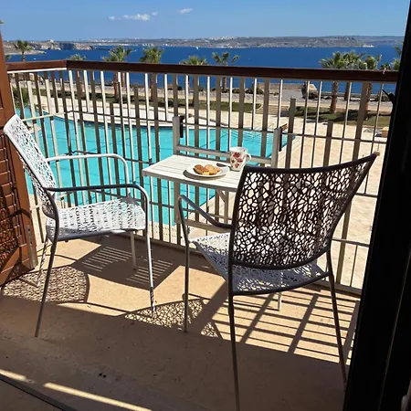 Chambray Island Views * Għajnsielem