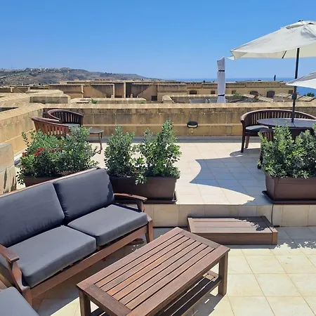 Chambray Island Views Għajnsielem